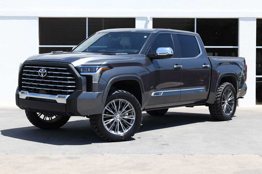 2022 Toyota Tundra Capstone Hybrid, photo 1 of 10