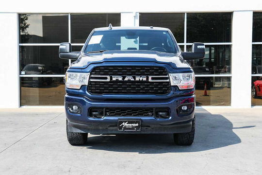 2024 Ram 2500 Big Horn, photo 2 of 10