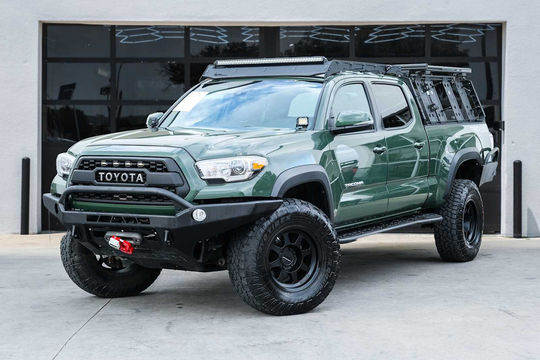 2021 Toyota Tacoma TRD Off Road, photo 1 of 10