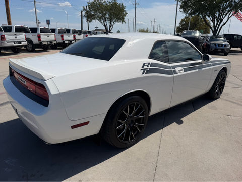 2010 Dodge Challenger R/T Classic, photo 3 of 10