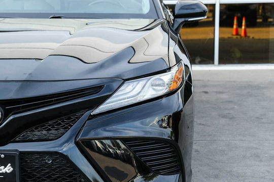 2018 Toyota Camry XSE V6, photo 5 of 10
