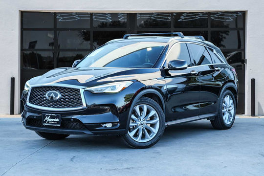 2019 INFINITI QX50 ESSENTIAL, photo 1 of 10