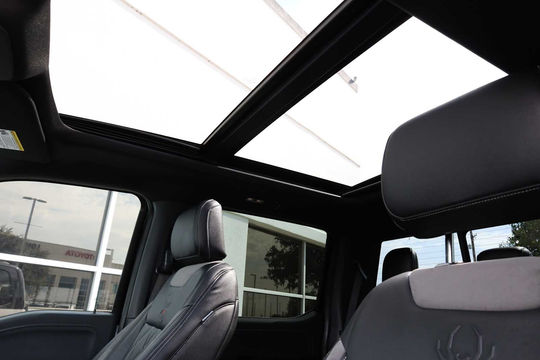 2024 Ford F-150 XLT, photo 5 of 10