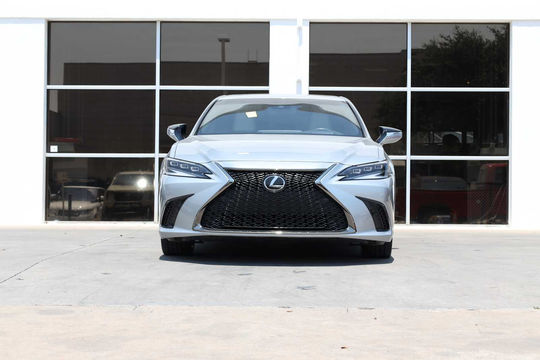 2022 Lexus ES 300h F SPORT, photo 6 of 10