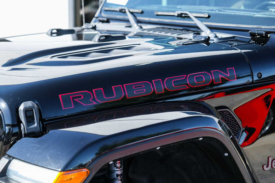2021 Jeep Gladiator Rubicon, photo 3 of 10