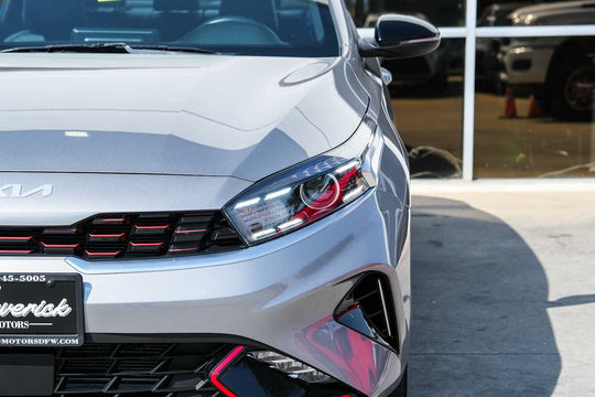 2024 Kia Forte GT-Line, photo 4 of 10