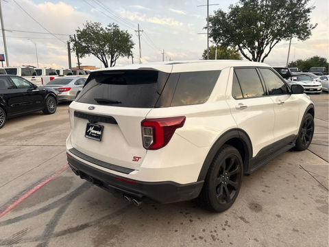 2021 Ford Explorer ST, photo 2 of 8