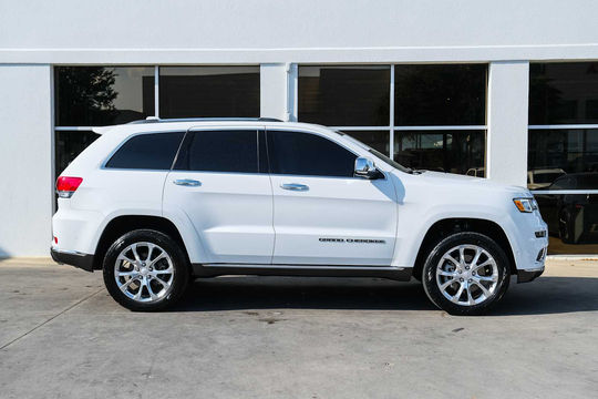 2021 Jeep Grand Cherokee Summit, photo 6 of 10