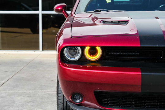 2018 Dodge Challenger SXT Plus, photo 4 of 10