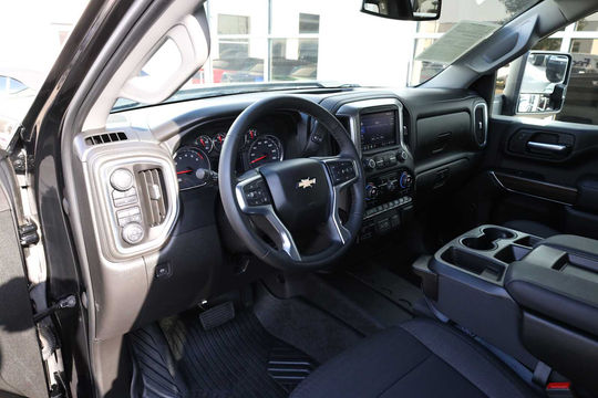 2023 Chevrolet Silverado 2500HD LT, photo 3 of 10