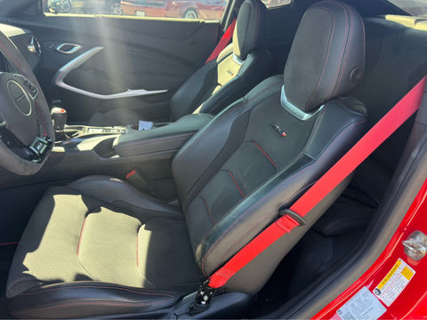 2019 Chevrolet Camaro ZL1, photo 5 of 8