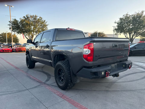 2020 Toyota Tundra SR5, photo 3 of 10