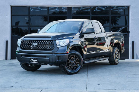 2021 Toyota Tundra SR, photo 1 of 10