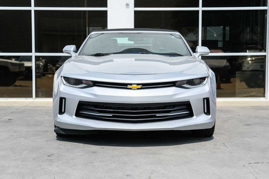 2017 Chevrolet Camaro 1LT, photo 2 of 10