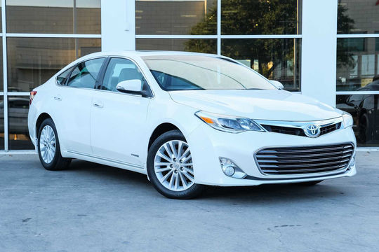 2015 Toyota Avalon Hybrid XLE Touring, photo 6 of 10