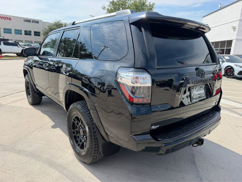 2015 Toyota 4Runner TRD Pro, photo 2 of 10