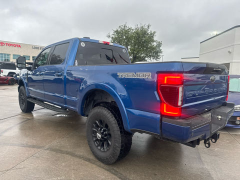 2022 Ford Super Duty F-350 SRW Pickup LARIAT, photo 2 of 9