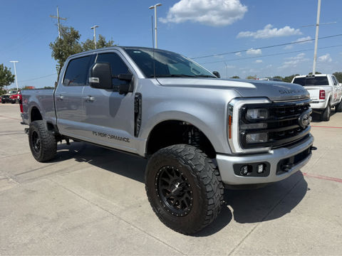 2024 Ford Super Duty F-250 Pickup XLT, photo 4 of 8