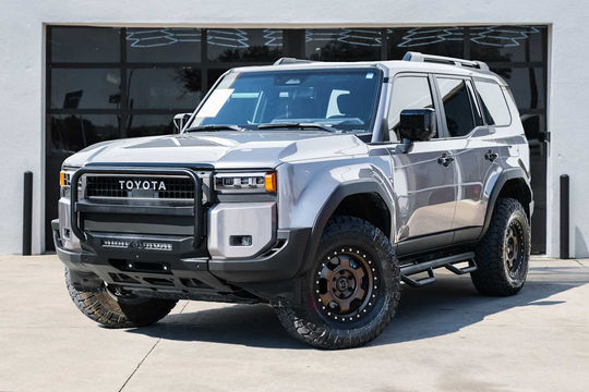 2026 Toyota Land Cruiser, photo 1 of 10