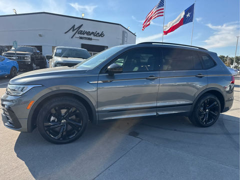 2024 Volkswagen Tiguan SE R-Line Black, photo 1 of 1