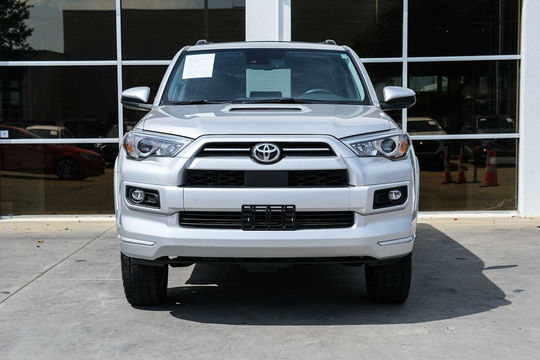 2022 Toyota 4Runner TRD Sport, photo 2 of 10