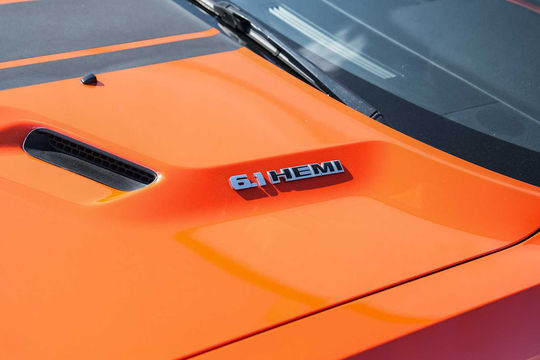 2009 Dodge Challenger SRT8, photo 4 of 10