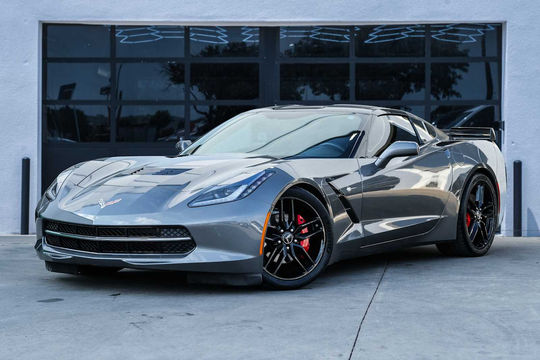2015 Chevrolet Corvette Stingray 2LT, photo 1 of 10