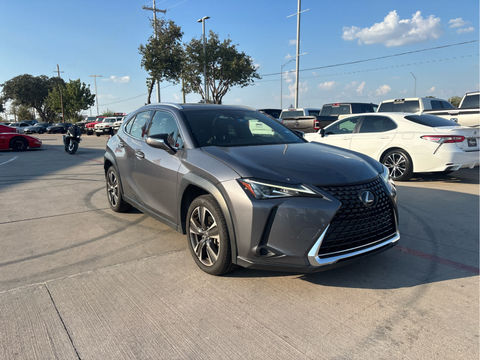 2019 Lexus UX 200, photo 2 of 8