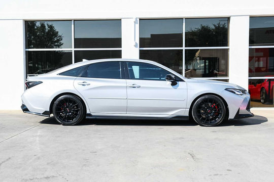 2020 Toyota Avalon TRD, photo 6 of 10