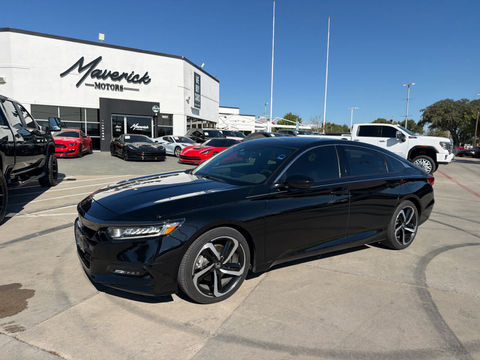 2019 Honda Accord Sedan Sport 2.0T, photo 1 of 8