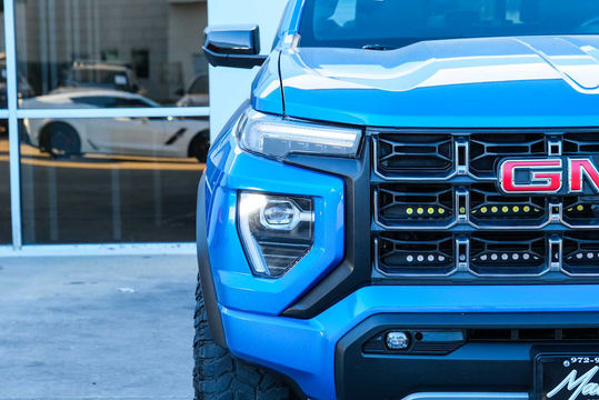 2024 GMC Canyon 4WD AT4, photo 4 of 10