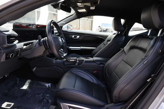 2024 Ford Mustang GT Premium, photo 4 of 10