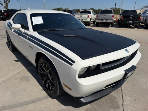 2010 Dodge Challenger R/T Classic, photo 4 of 10