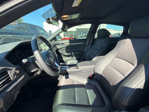 2019 Honda Accord Sedan Sport 2.0T, photo 6 of 8