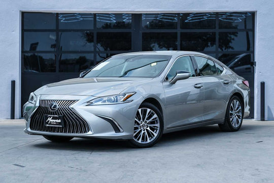 2019 Lexus ES 350, photo 1 of 10