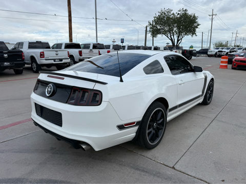 2013 Ford Mustang Boss 302 · Performance White, photo 3 of 8