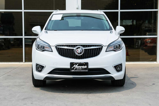 2020 Buick Envision Essence, photo 2 of 10