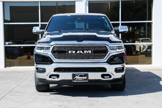 2022 Ram 1500 Limited, photo 2 of 10