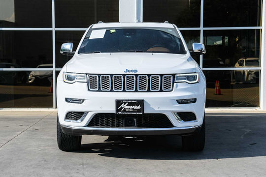 2021 Jeep Grand Cherokee Summit, photo 2 of 10