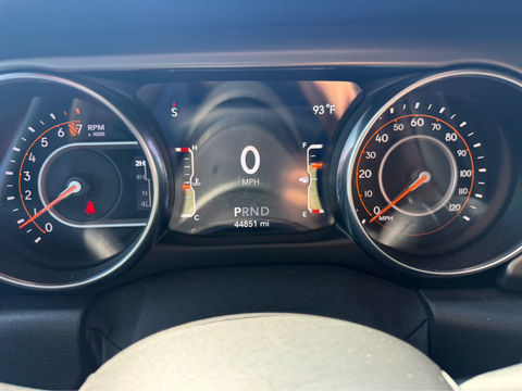 2019 Jeep Wrangler Unlimited Sport S, photo 6 of 7