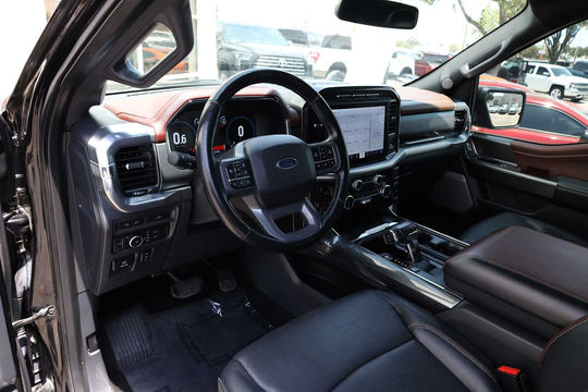 2021 Ford F-150 LARIAT, photo 3 of 10