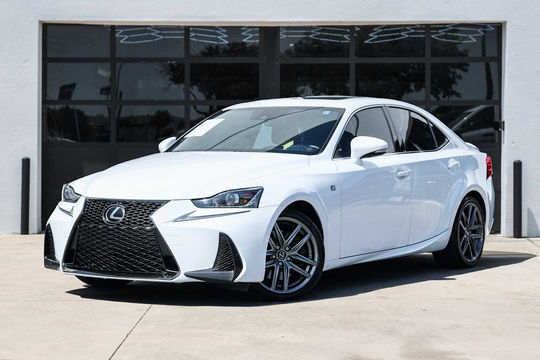 2017 Lexus IS Turbo, photo 1 of 10