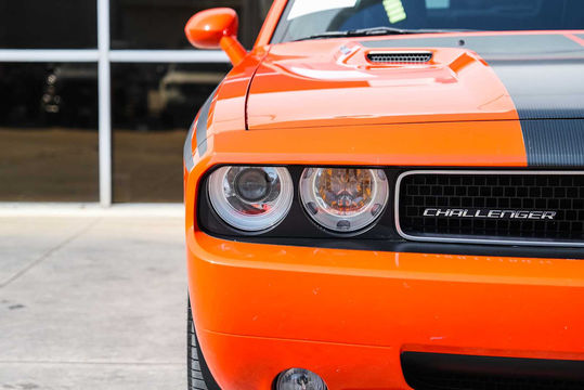2008 Dodge Challenger SRT8, photo 5 of 10