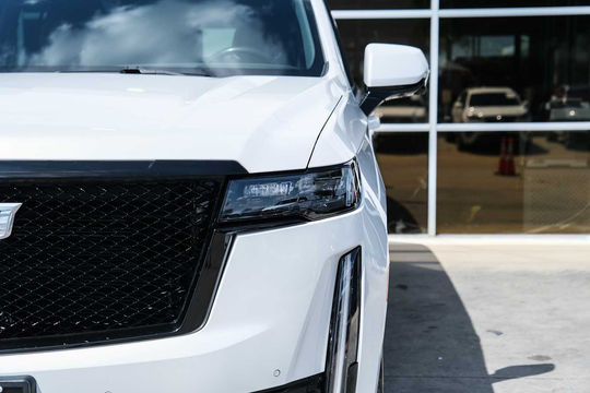 2023 Cadillac Escalade ESV 4WD Sport, photo 4 of 10