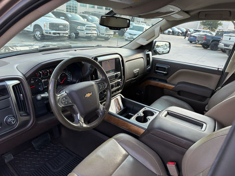 2015 Chevrolet Silverado 1500 LTZ, photo 6 of 9