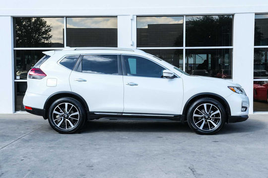 2019 Nissan Rogue SL, photo 6 of 10