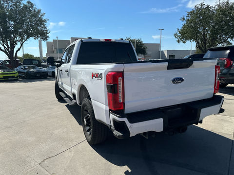 2024 Ford Super Duty F-250 Pickup XL, photo 3 of 8