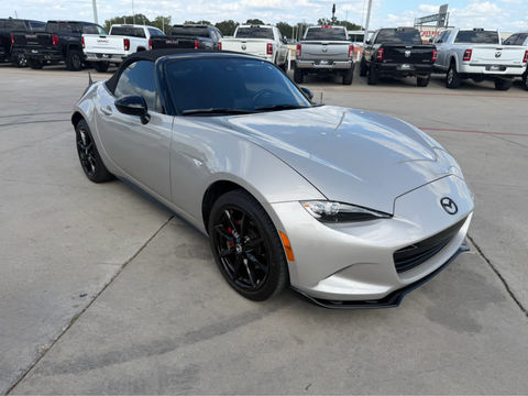 2023 Mazda MX-5 Miata Club, photo 4 of 8