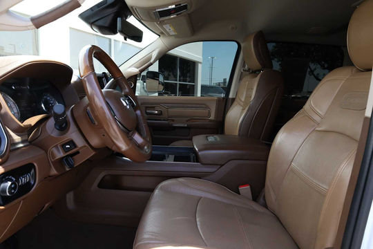 2021 Ram 2500 Longhorn, photo 4 of 10
