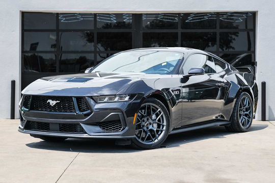2024 Ford Mustang GT Premium, photo 1 of 10